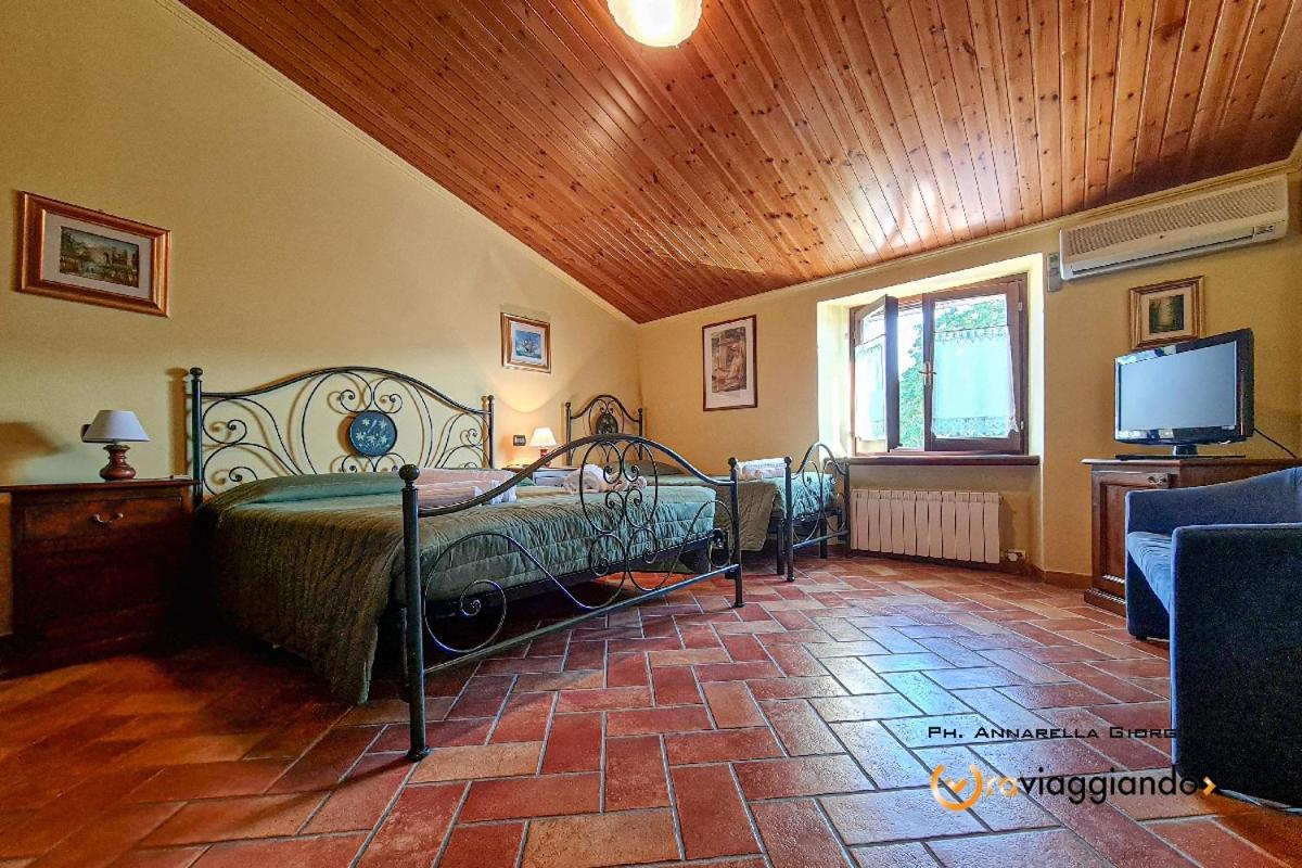 Locanda Del Castello Frontone Exteriör bild
